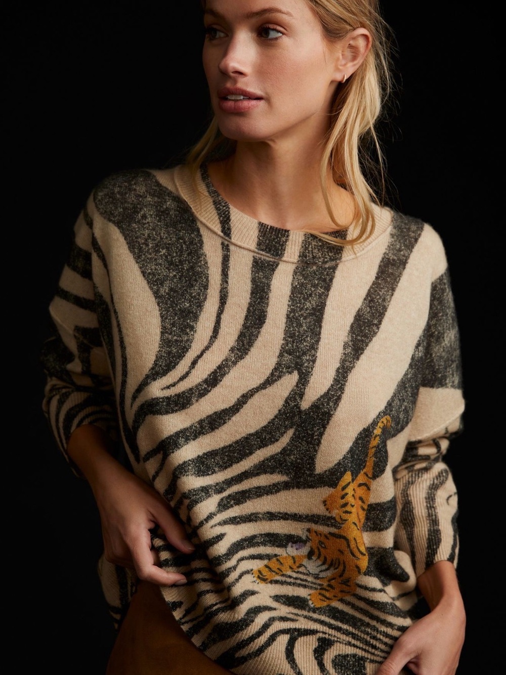 Pilcro Beige and Black Tiger Cashmere Plus Size Sweater with Tiger Motif Anthro